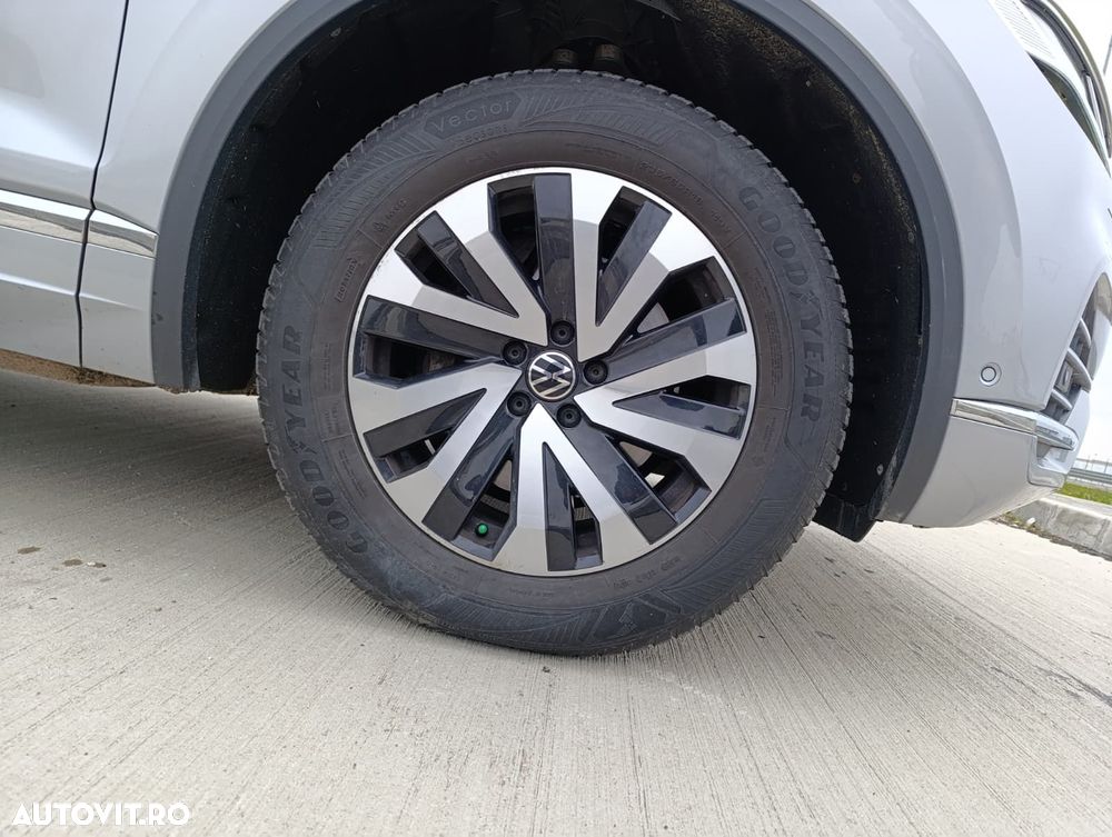Volkswagen Touareg V6 TDI Elegance - 11