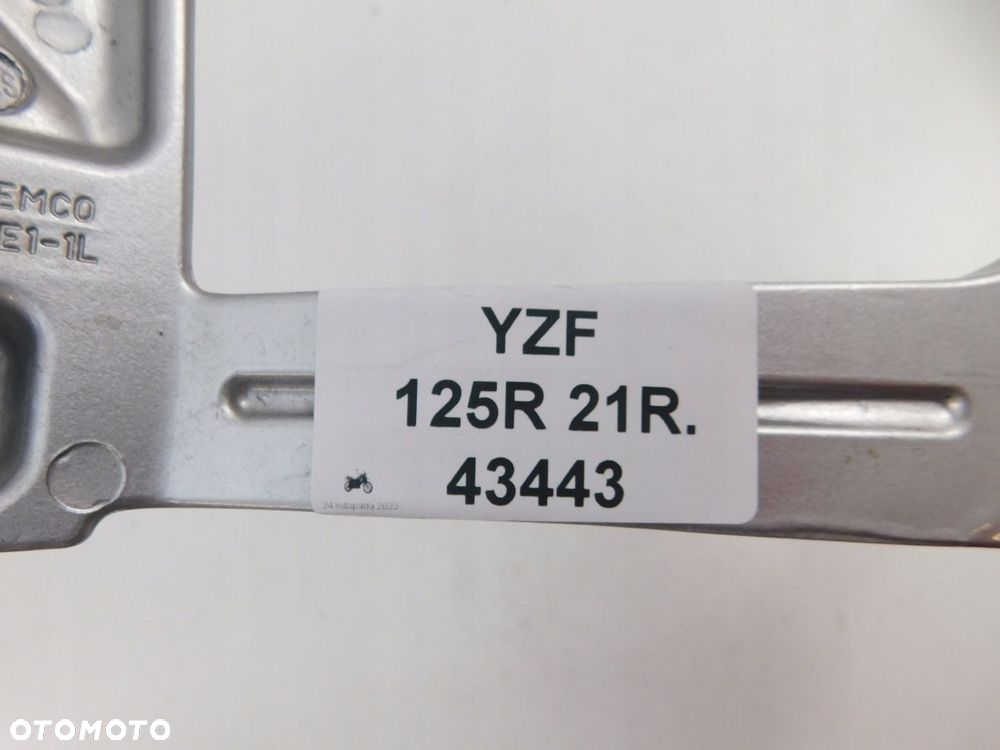 YAMAHA YZF 125 R SET PASAŻERA LEWY - 8