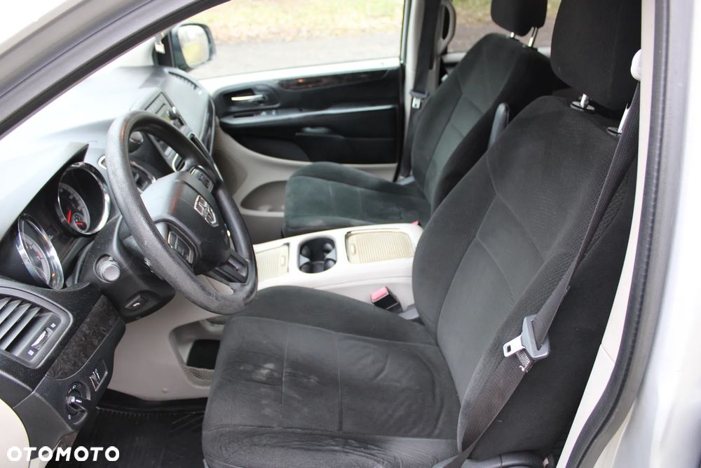 Dodge Grand Caravan 3.6 Express - 34