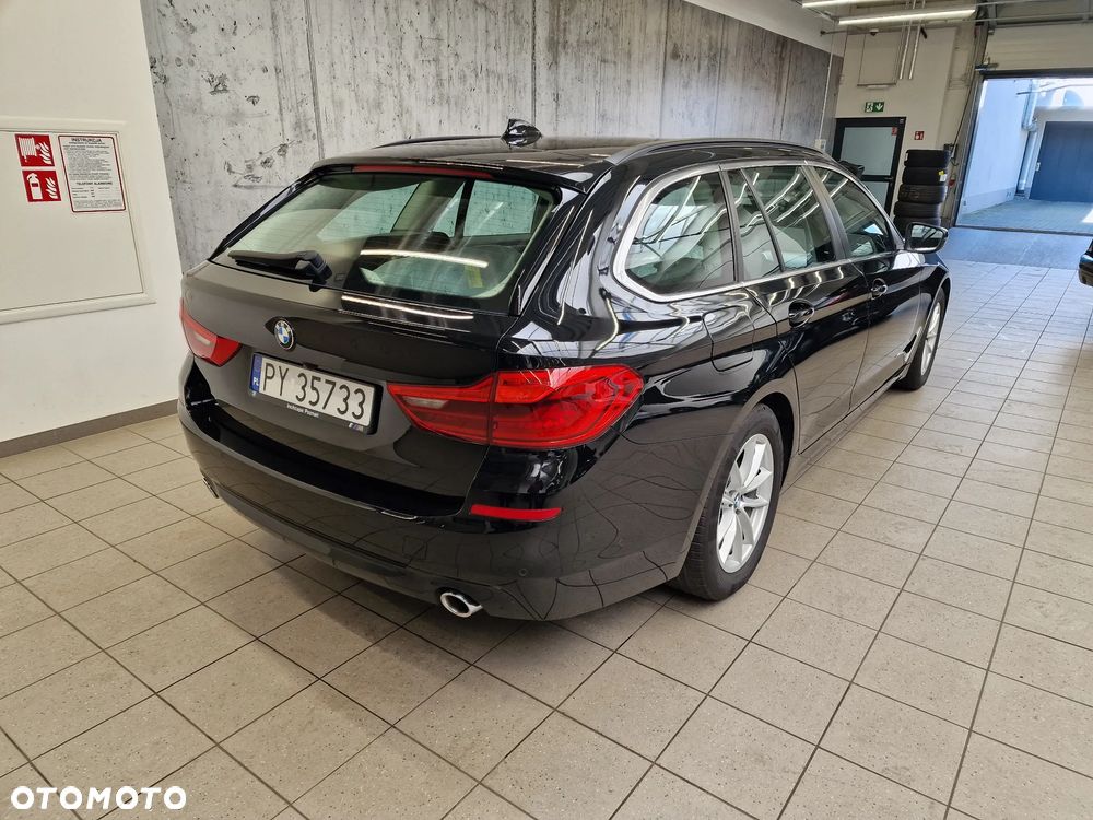 BMW Seria 5 520d - 8