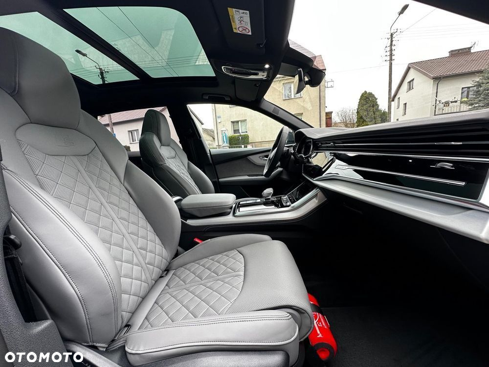 Audi Q8 - 22