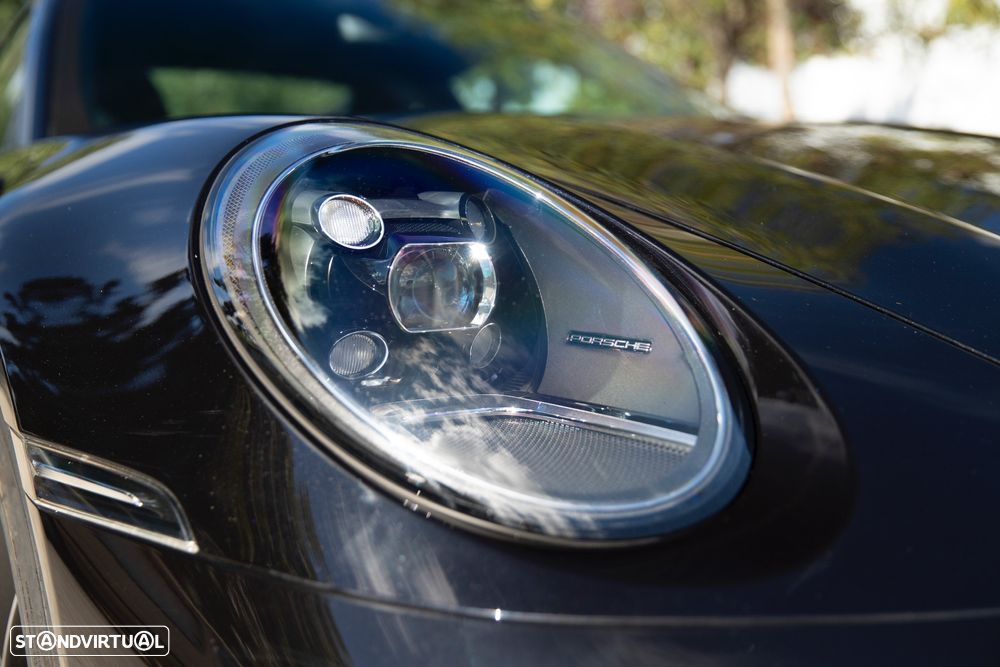 Porsche 911 (992) Carrera PDK - 25