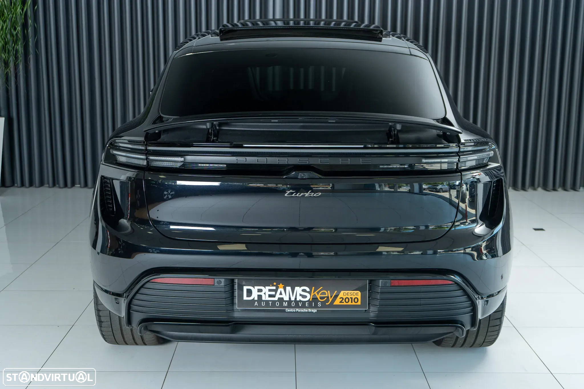 Porsche Macan Electric Turbo - 4