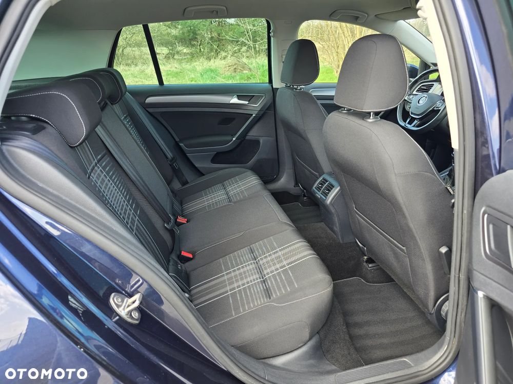 Volkswagen Golf 1.4 TSI BlueMotion Technology Lounge - 33