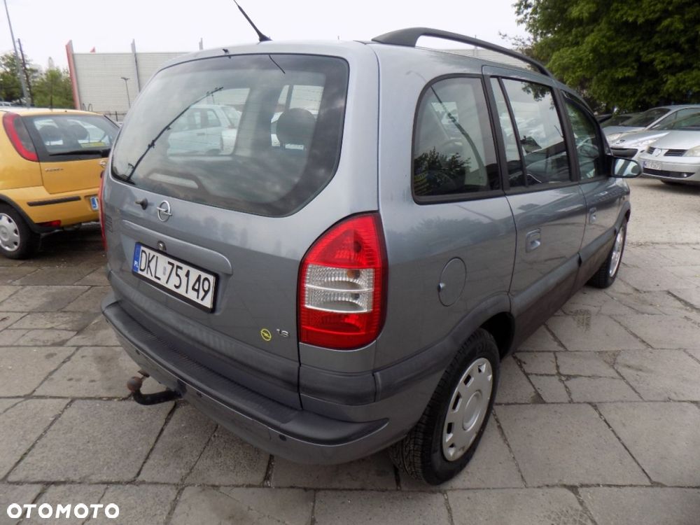 Opel Zafira - 4