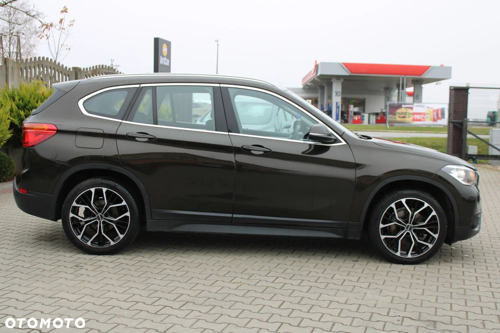 BMW X1 sDrive18d Advantage - 10