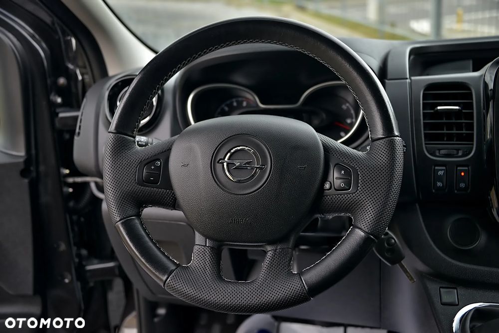 Opel Vivaro - 36