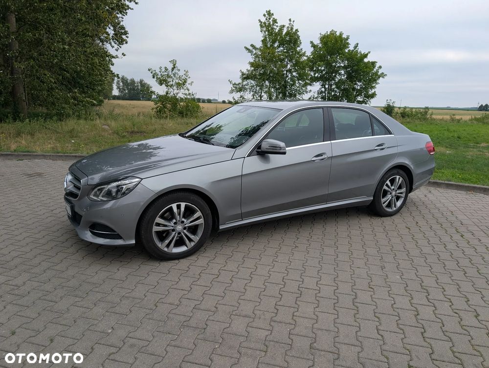 Mercedes-Benz Klasa E 220 CDI BlueEff Avantgarde - 3