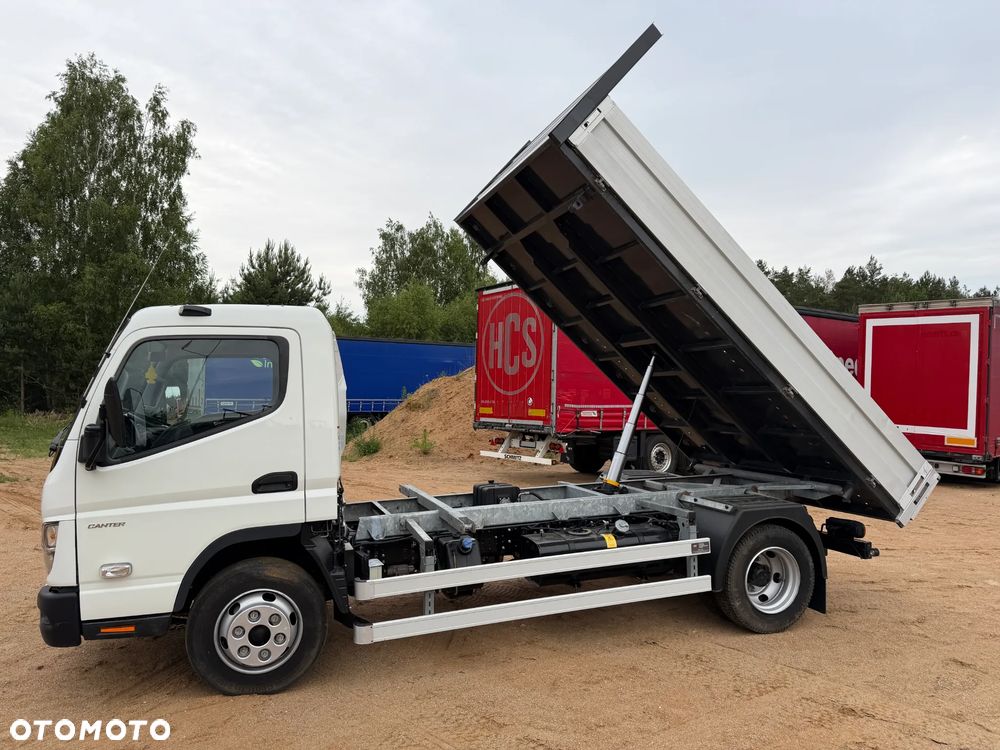 Mitsubishi FUSO CANTER 7C18 / WYWROTKA 3-STRONNA / DUŻA ŁADOWNOŚĆ 4075 KG / TYLKO 12 TYS. KM PRZEBIEGU / POLSKI SALON / 10.2023 ROK !! - 8