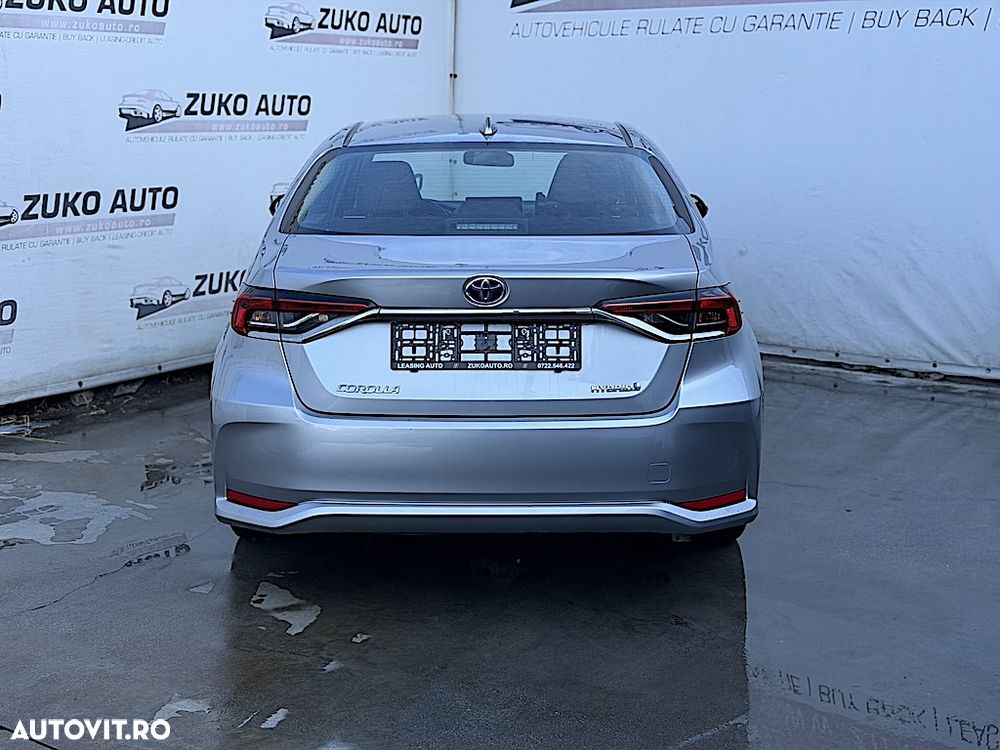 Toyota Corolla 1.8 Business Edition - 5