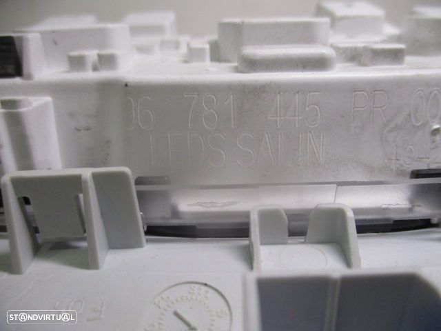 Luz De Teto Plafonier 9673810977 96781445 PEUGEOT 2008 2014 1.6HDI 92CV 5P CINZA - 4