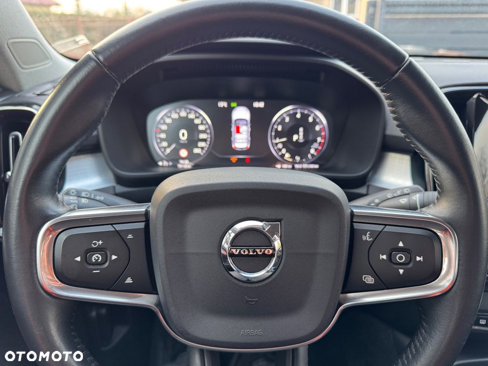 Volvo XC 40 T3 Inscription - 31