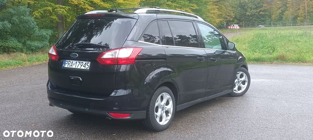 Ford Grand C-MAX 2.0 TDCi Titanium - 16