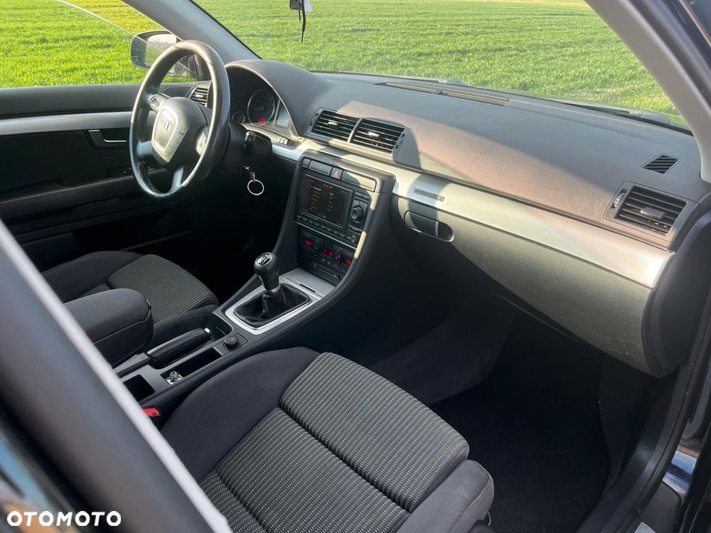 Audi A4 Avant 1.8T Quattro - 36