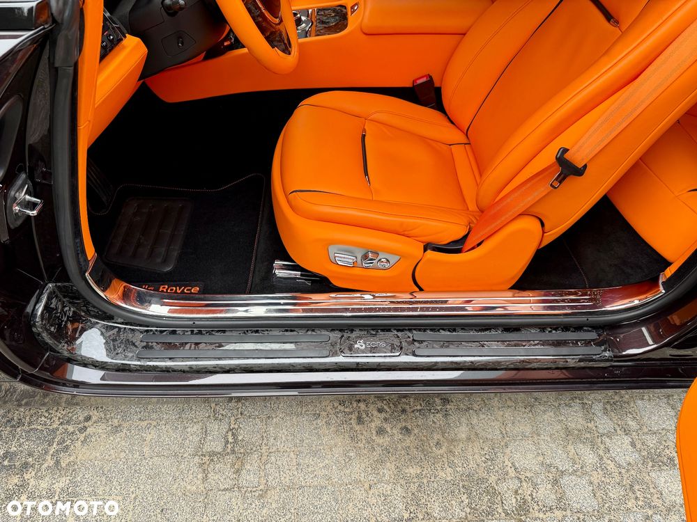 Rolls-Royce Wraith Black Badge - 18