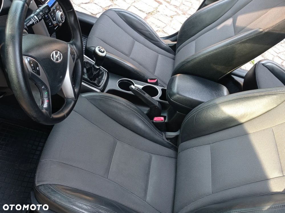 Hyundai i30 1.6 GDI Premium - 24