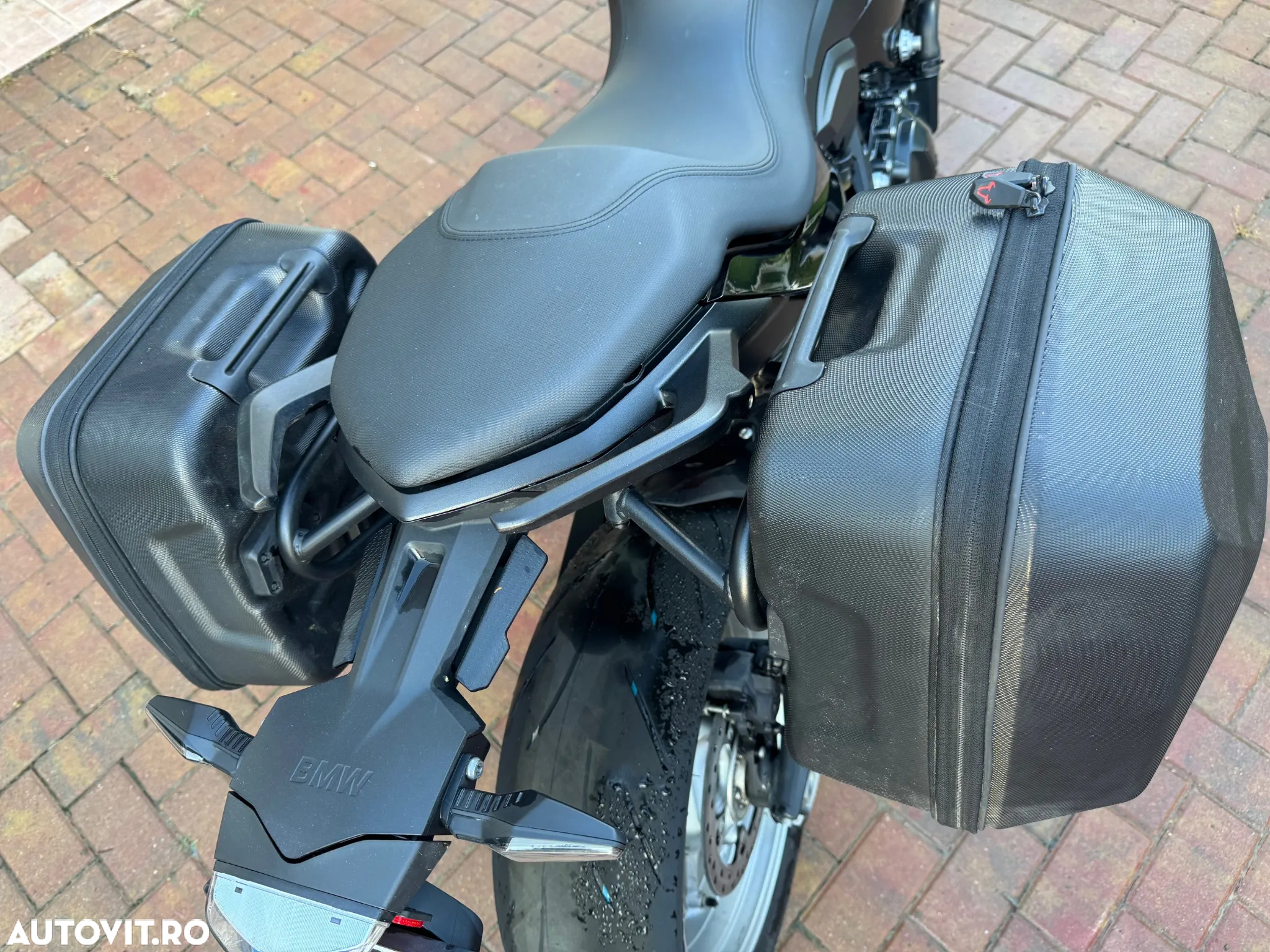 BMW F900R - 14