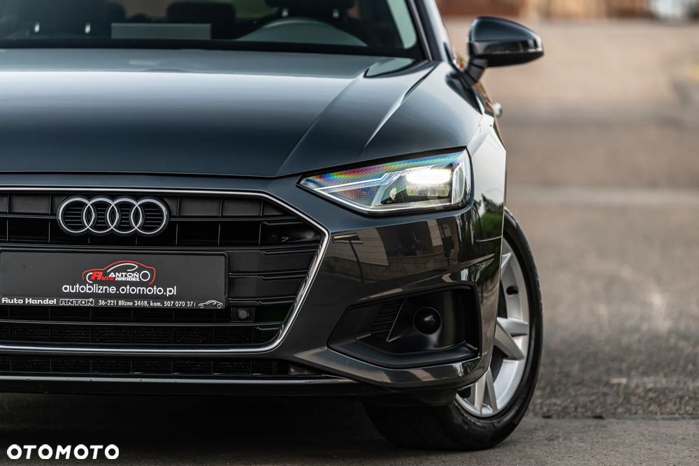 Audi A4 Avant 2.0 TDI ultra S tronic design - 12