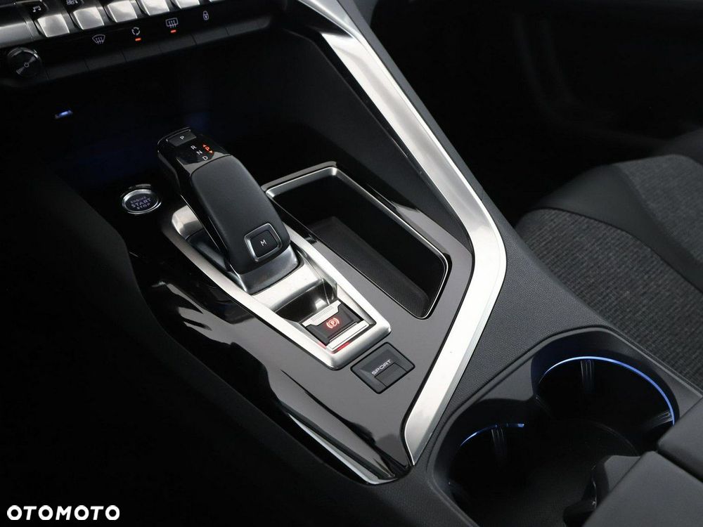 Peugeot 3008 1.6 PureTech GPF Allure S&S EAT8 - 30