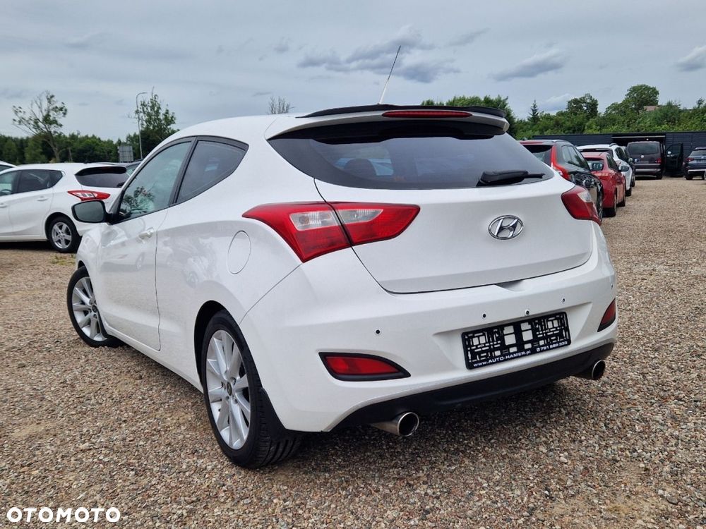Hyundai i30 1.6 GDI Style - 25