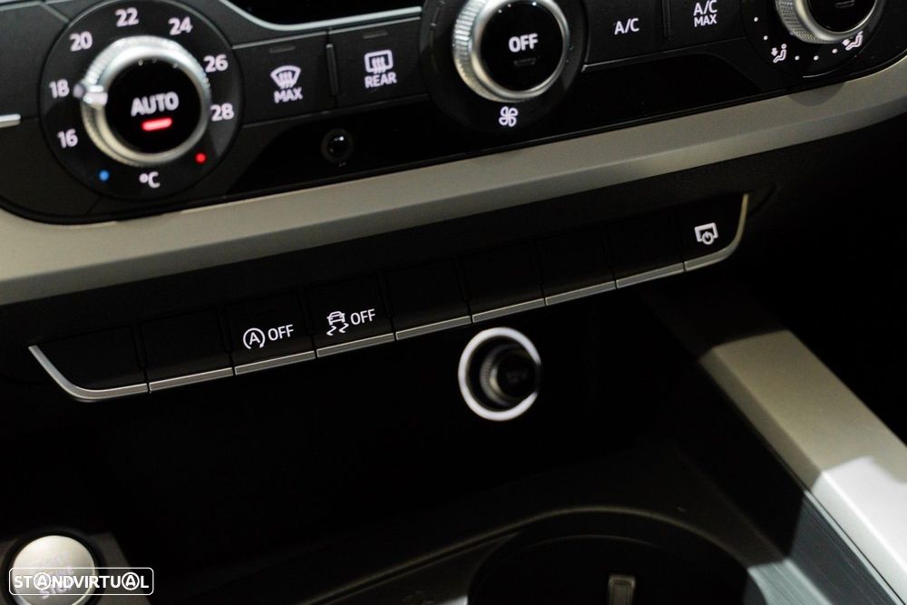 Audi A4 Avant 35 TDI S tronic - 29