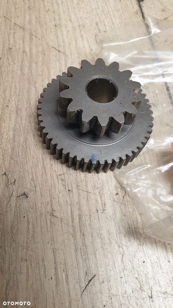 Koło Pośrednie Rozrusznika Suzuki VZ 800 Marauder VL800  12611-48E01 - 3