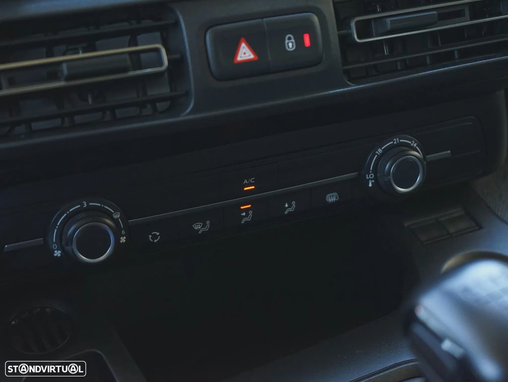 Peugeot PARTNER MONOSPACE 1.5 BLUEHDI 100 - 19