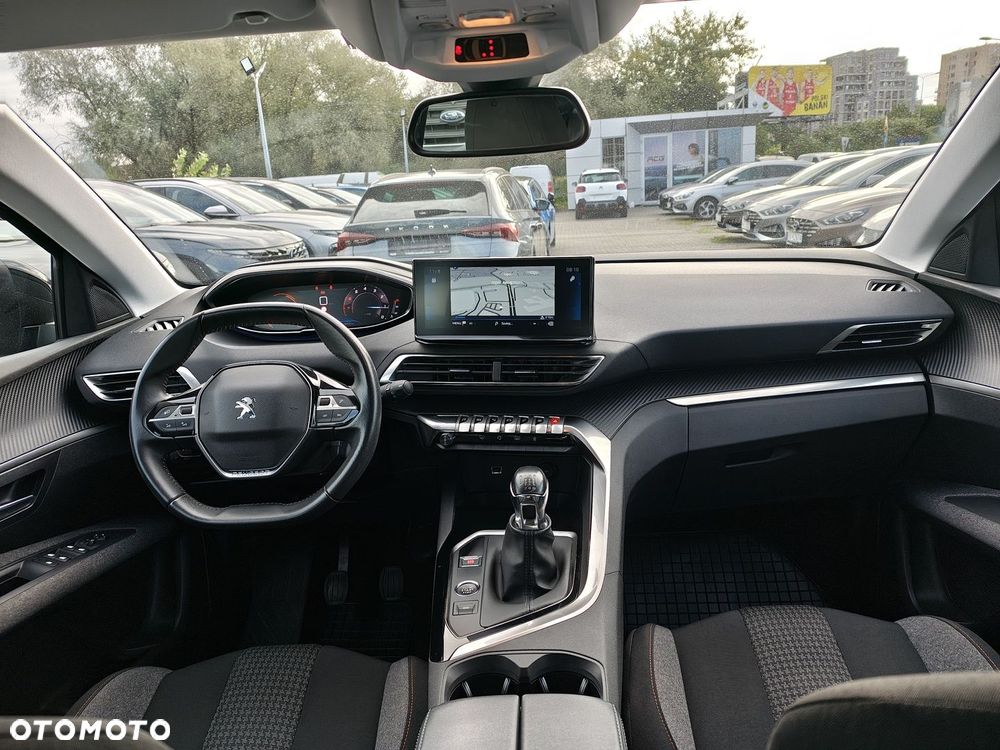 Peugeot 3008 1.2 PureTech Active Pack S&S - 9