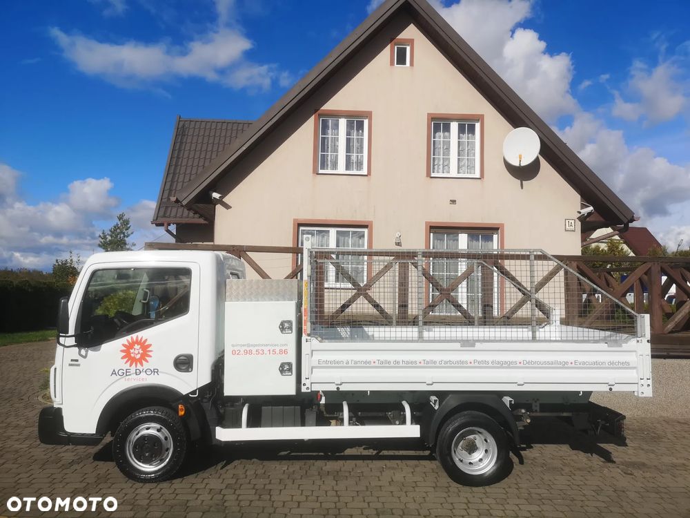 Renault Maxity 2.5dXi 140 - 7