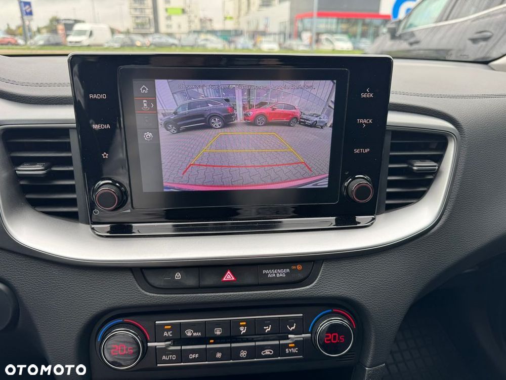 Kia XCeed 1.5 T-GDI M DCT - 12