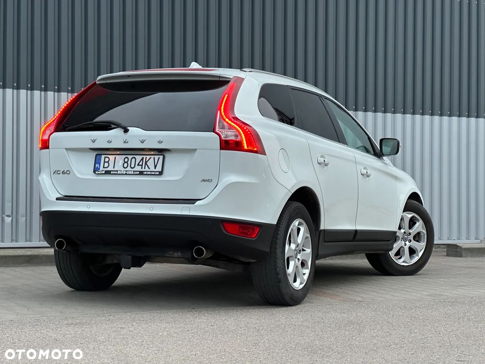 Volvo XC 60 3.2 AWD Summum - 2