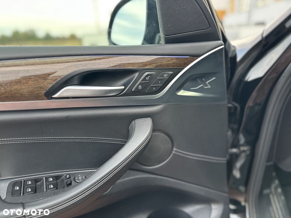 BMW X3 xDrive28i xLine sport - 32