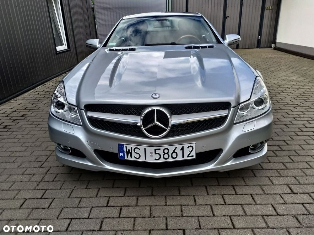 Mercedes-Benz SL - 12