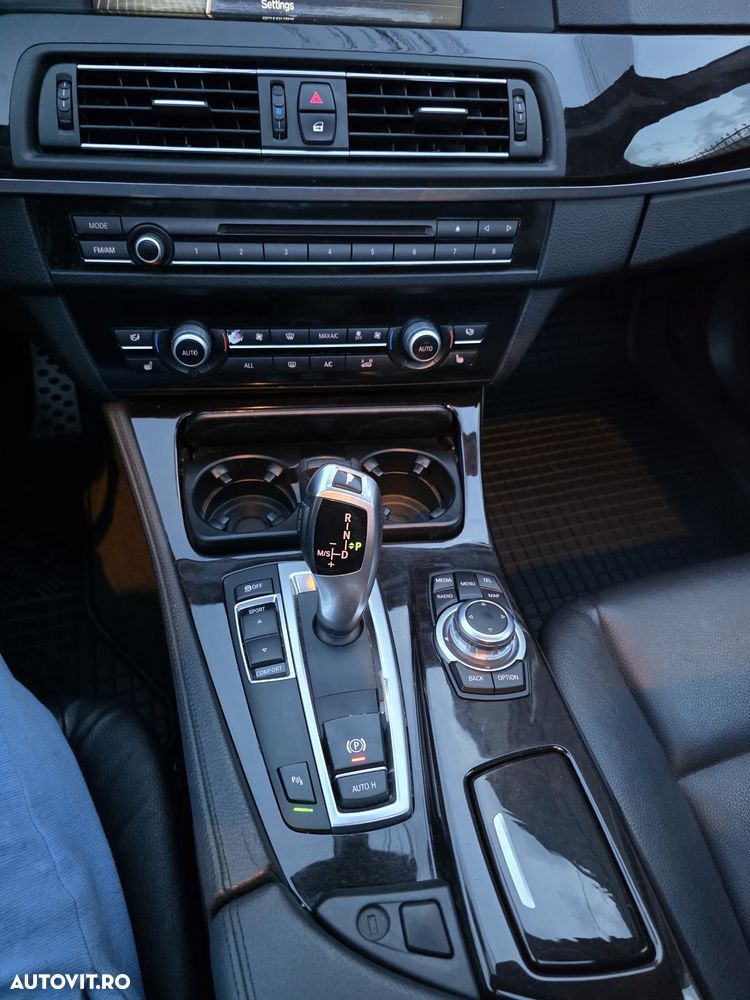 BMW Seria 5 - 30