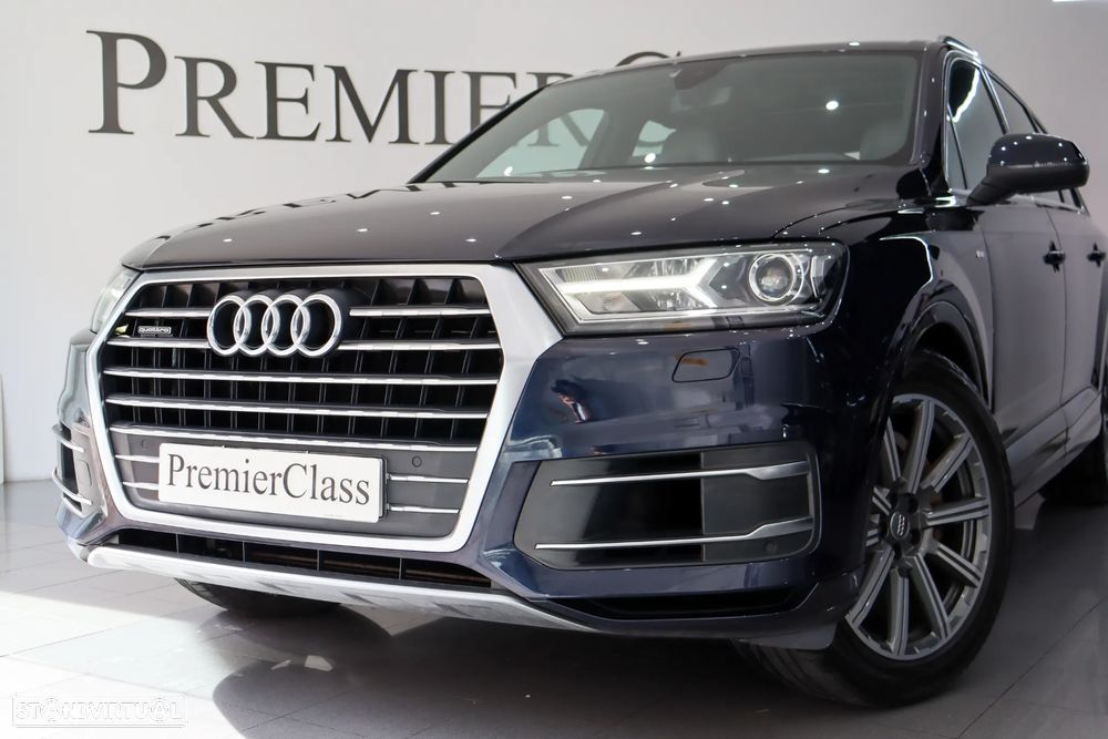 Audi Q7 3.0 TDI quattro S-line Tiptronic 7L - 4