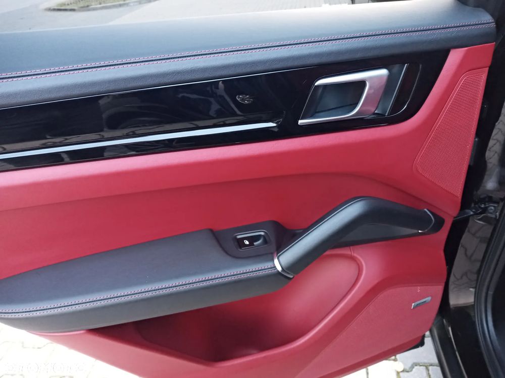 Porsche Cayenne Standard - 23