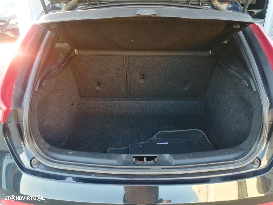 Volvo V40 2.0 D4 Summum - 26