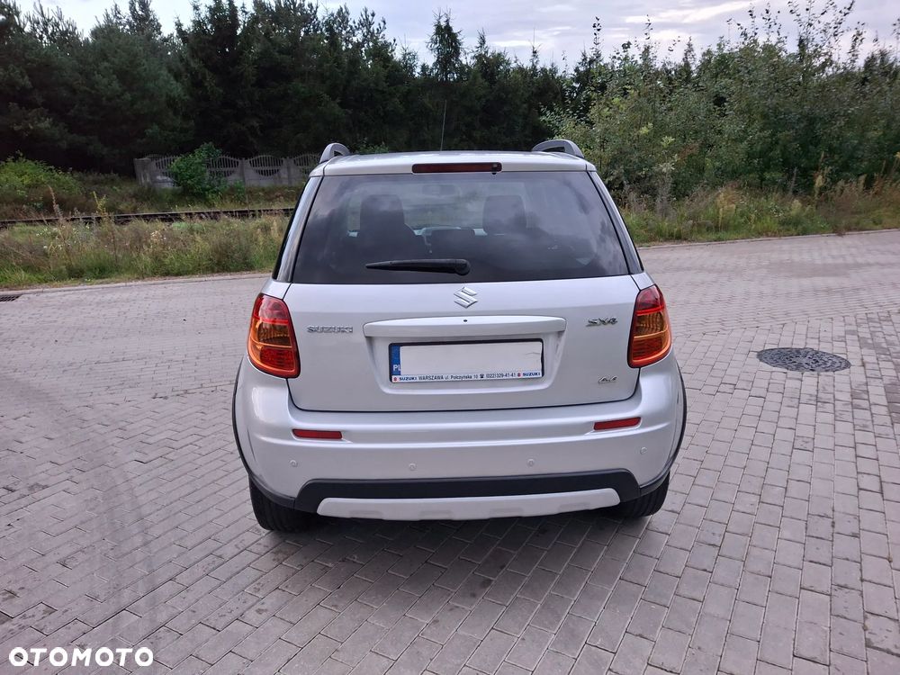 Suzuki SX4 1.6 Premium 4WD - 30
