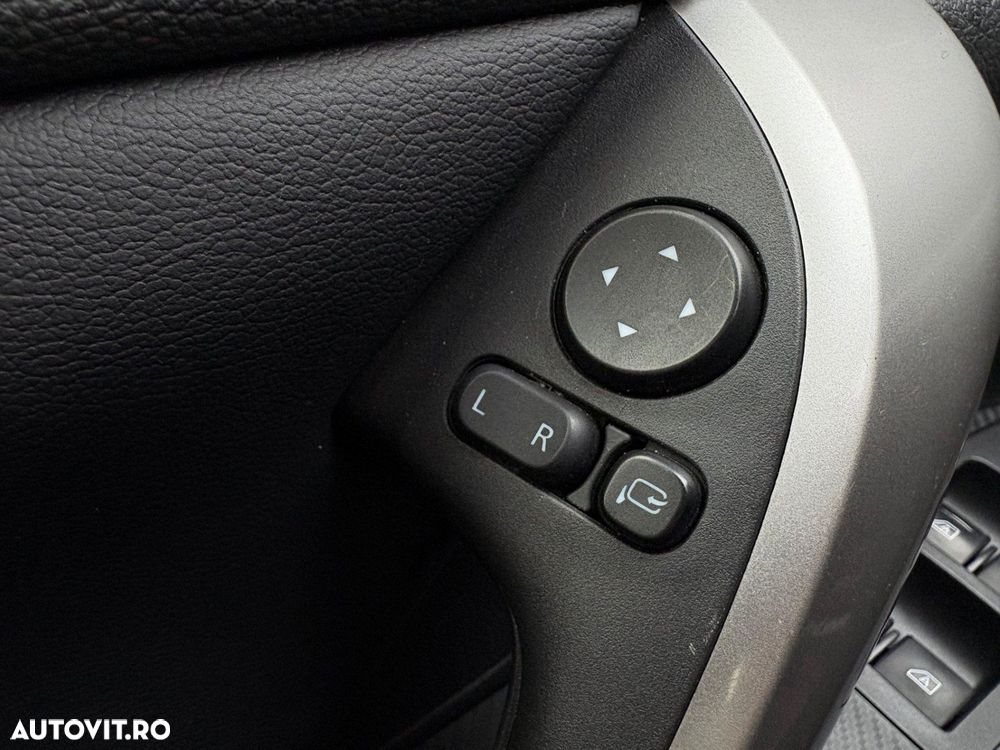 Mitsubishi Eclipse-Cross - 21