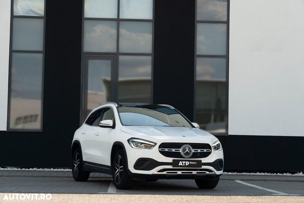 Mercedes-Benz GLA - 28