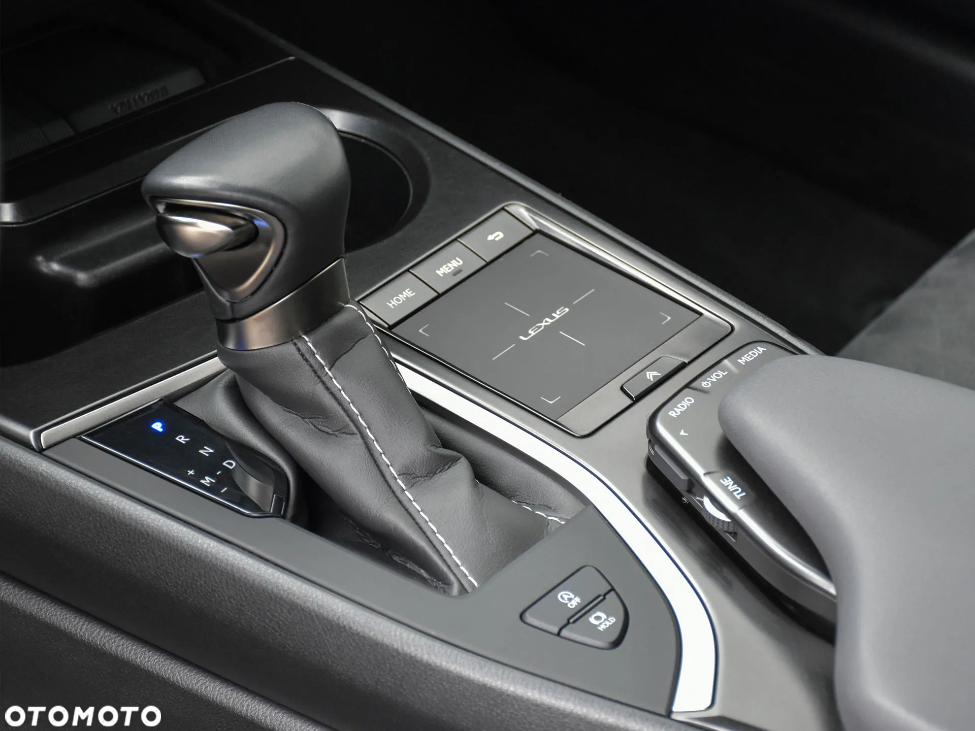Lexus UX 200 GPF Business 2WD - 22