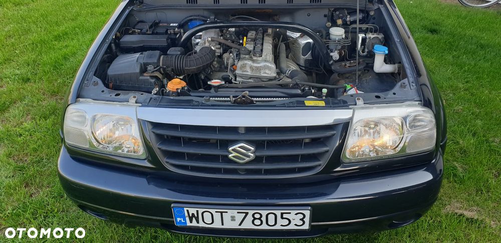 Suzuki Grand Vitara 2.0 - 29