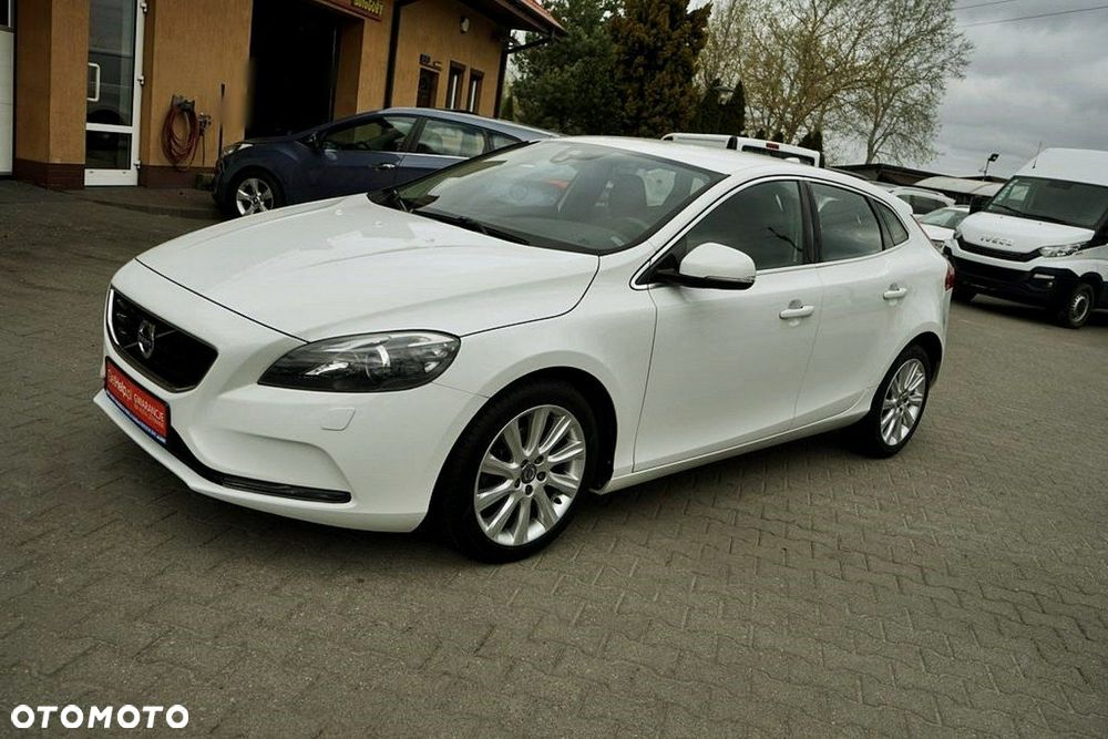 Volvo V40 - 2