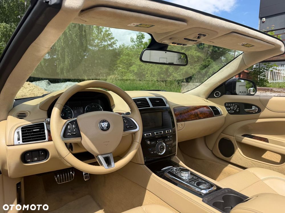 Jaguar XK 5.0 V8 Portfolio - 25