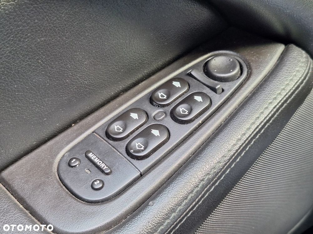 Jaguar S-Type 3.0 V6 Executive - 13