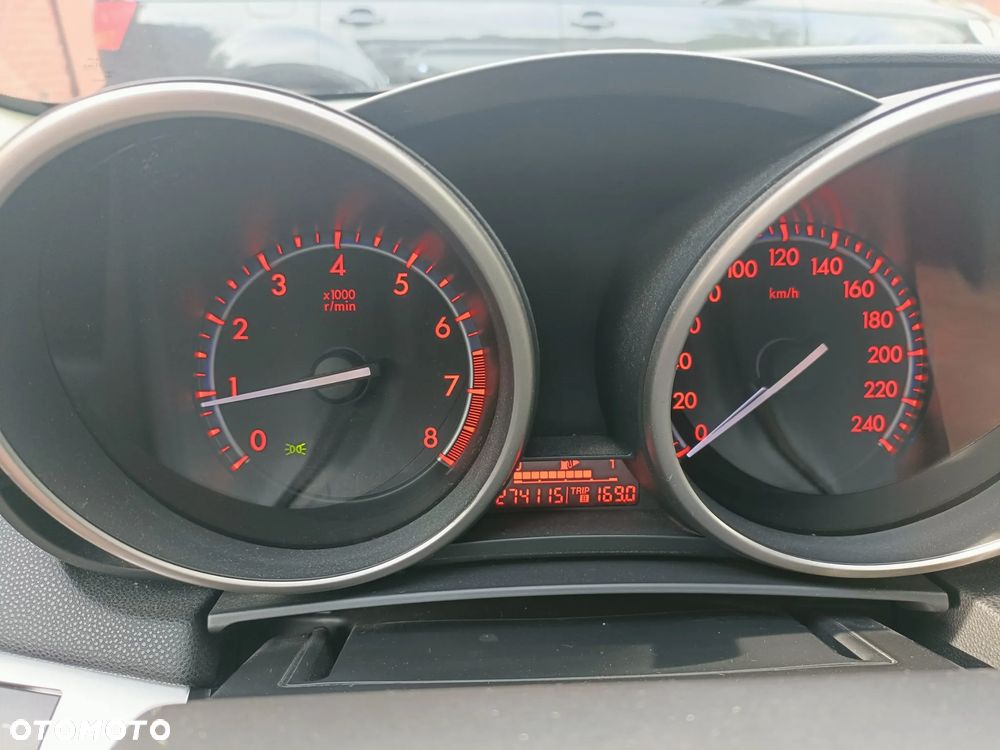 Mazda 3 2.0 Exclusive + - 24