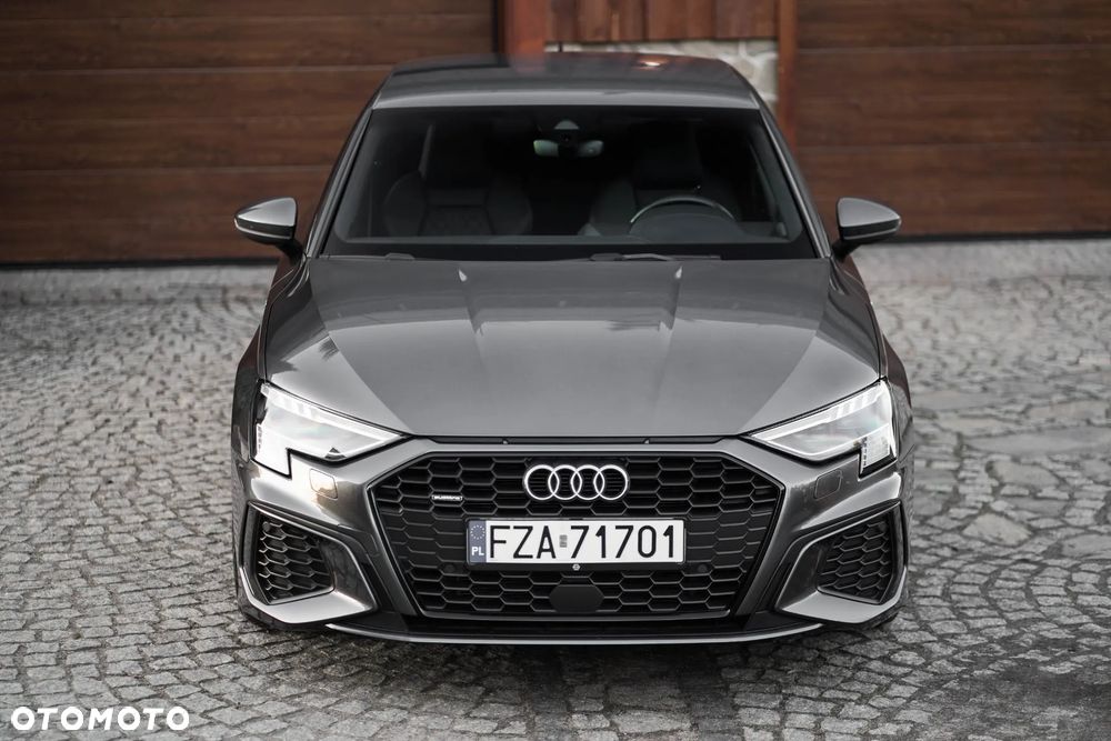 Audi A3 Limousine 40 TDI quattro S tronic S line - 2