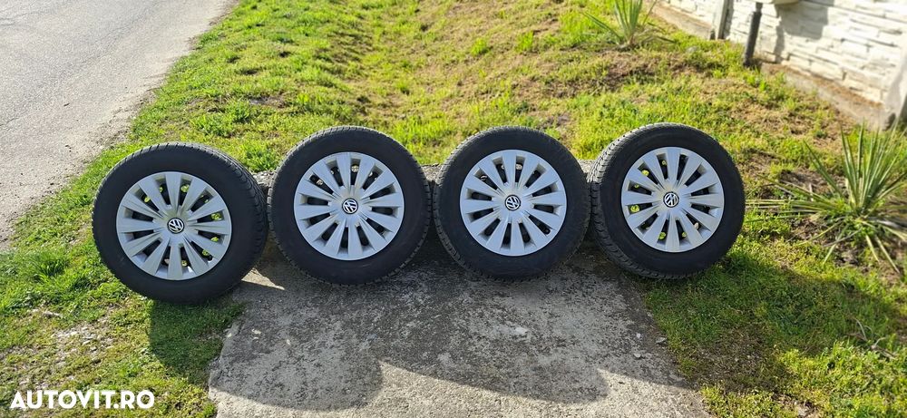 Volkswagen Golf 1.6 TDI DPF BlueMotion Technology Highline - 6