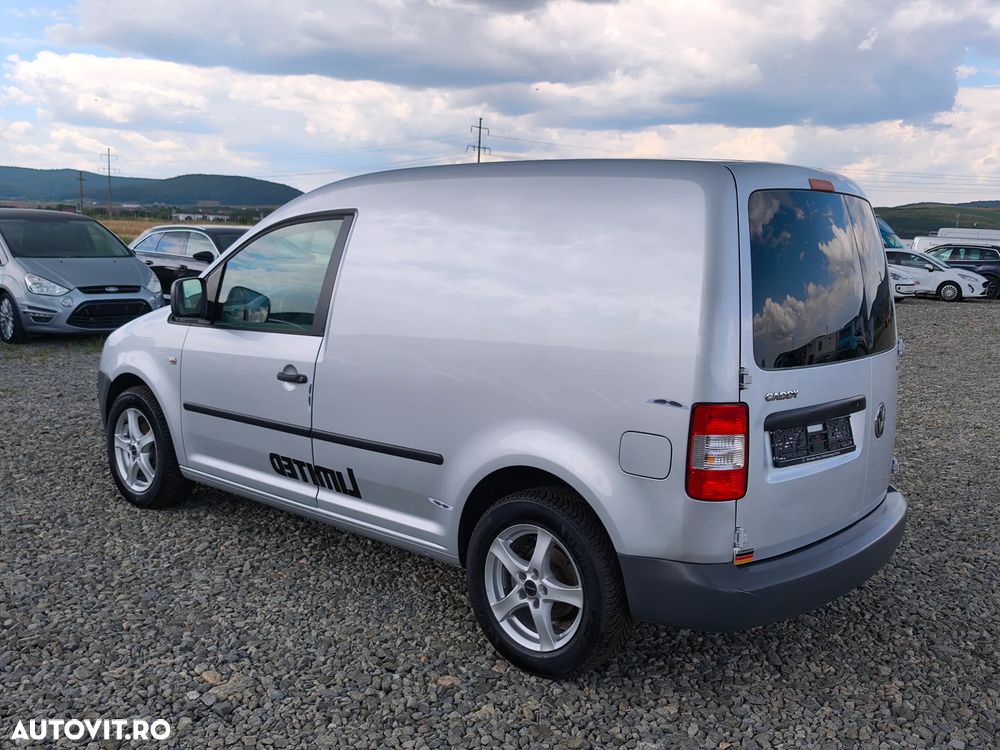 Volkswagen Caddy - 10