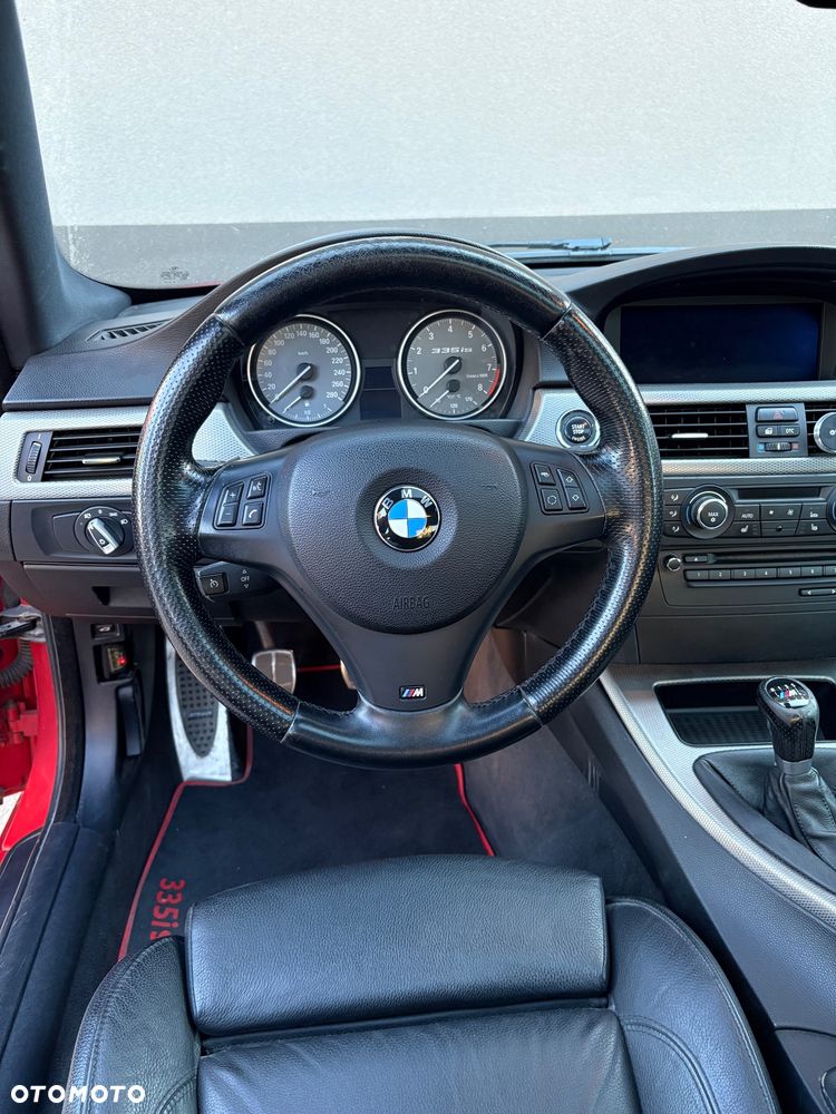BMW Seria 3 335i M Sport Edition - 10